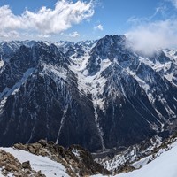 Matto Pano SE: Cima dell'Oriol, Colle del Chiapous, Rif. Morelli, en bas Terme di Valdieri