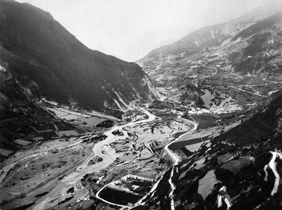L'Ubaye et la Condamine vus du Fort de Tournoux, en 1896 par Paul Lancrenon L'Ubaye et la Condamine vus du Fort de Tournoux, en 1896 par Paul Lancrenon
