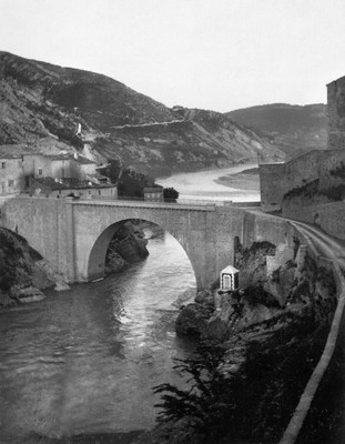 La Durance à Sisteron en 1894 par Paul Lancrenon La Durance à Sisteron en 1894 par Paul Lancrenon