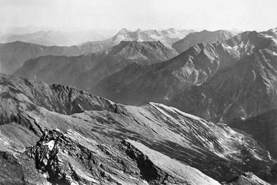 Vue du Pain de Sucre vers le S Vue du Pain de Sucre vers le S