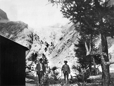 A la cabane Cézanne, devant le Glacier Blanc A la cabane Cézanne, devant le Glacier Blanc
