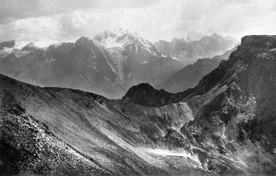 Col de l'Aiguillette, Agneaux, Ecrins, en 1898 par Paul Lancrenon Col de l'Aiguillette, Agneaux, Ecrins, en 1898 par Paul Lancrenon