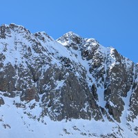 Couloir NW de l'antécime de la Lause, depuis le lac inf. de Valscura (zoom)