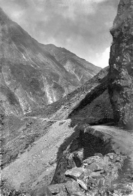La route de Saint-Christophe en Oisans La route de Saint-Christophe en Oisans