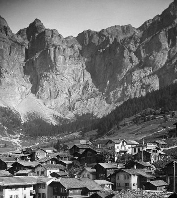 Passage de la Gemmi, Loeche les Bains, par NPG en 1906 Passage de la Gemmi, Loeche les Bains, par NPG en 1906