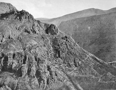 Gourdon, Gorges du Loup en 1900 par Neurdein