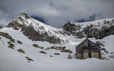 Refuge des Estagnous et Mont Valier (au printemps 2025)