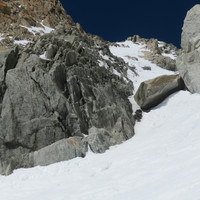 Le goulet, qui est toujours en rocher