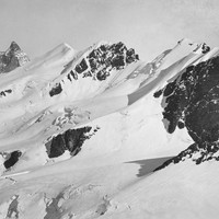 Breithorn, cervin au fond, par Vittorio Sella