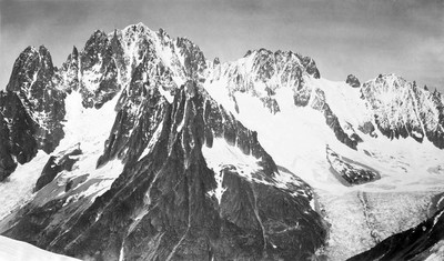 Drus, Aiguille Verte, Droites, Courtes, glacier de Talèfre par Bisson en 1860 Drus, Aiguille Verte, Droites, Courtes, glacier de Talèfre par Bisson en 1860