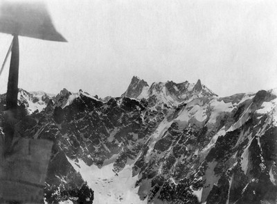 Jorasses - Géant et Aiguille du Plan - Aiguille du Midi N, avant 1928 Jorasses - Géant et Aiguille du Plan - Aiguille du Midi N, avant 1928