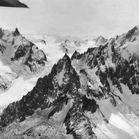 Aiguilles de Chamonix, Dent du Géant, Tour Ronde, Mont Blanc du Tacul, Mont Maudit, avant 1928