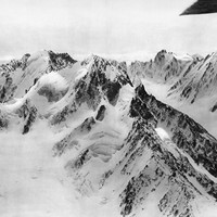 Aiguille d'Argentière, Aiguille du Chardonnet, Aiguille de Triolet, Courtes , Droites. Glacier du Tour, glacier d'Argentière, avant 1928