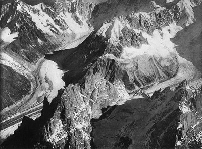 Grand Charmoz, Grépon, Blaitière, Aiguille du Tacul, Glaciers de Leschaux et du Géant, avant 1928