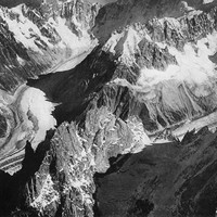 Grand Charmoz, Grépon, Blaitière, Aiguille du Tacul, Glaciers de Leschaux et du Géant, avant 1928