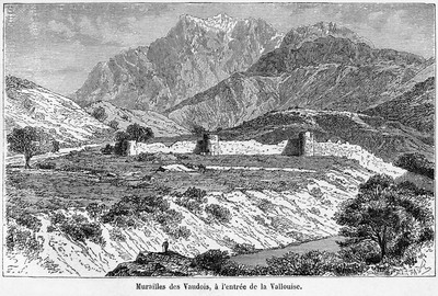 Montagne de Montbrison vue de la vallée de la Durance (GRV)