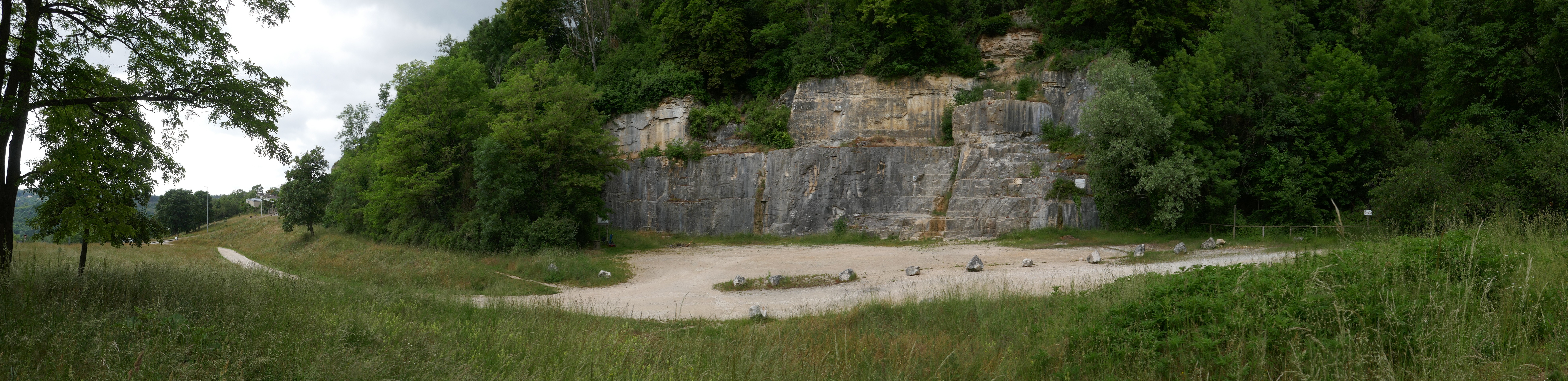 Vue panoramique de la falaise de Talant