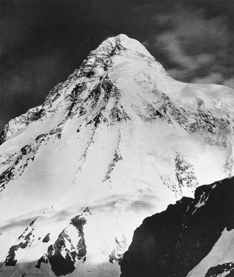 K2 SE par Vittorio Sella en 1909 K2 SE par Vittorio Sella en 1909