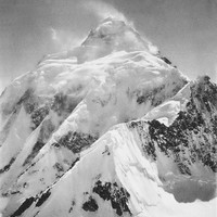 K2 SE par Vittorio Sella en 1909