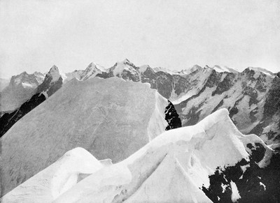 Sommet de la Blümlisalp, Wetterhorn, Eiger, Mönch, Jungfrau, par Vittorio Sella Sommet de la Blümlisalp, Wetterhorn, Eiger, Mönch, Jungfrau, par Vittorio Sella