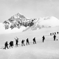Lyskamm, Mont Rose, Montée à Capanna Regina Margherita par Vittorio Sella - 1885
