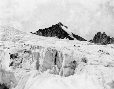 Glacier Dzasset, Herbetet par Vittorio Sella Glacier Dzasset, Herbetet par Vittorio Sella