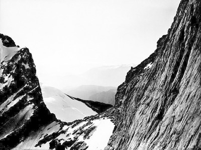 Brèche de la Meije vue de la pyramide Duhamel par Vittorio Sella (1885-1888) Brèche de la Meije vue de la pyramide Duhamel par Vittorio Sella (1885-1888)