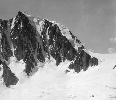 Mont Blanc du Tacul E par Vittorio Sella Mont Blanc du Tacul E par Vittorio Sella
