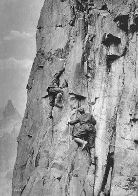 Aux Grands Charmoz en 1898 par George Perry Ashley Abraham Aux Grands Charmoz en 1898 par George Perry Ashley Abraham