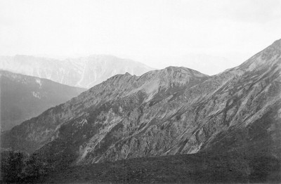 Crête des Vallonnets par Paul Lancrenon Crête des Vallonnets par Paul Lancrenon