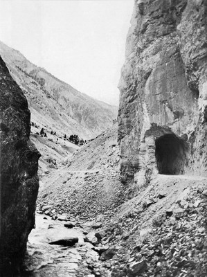 Haute vallée de l'Ubaye, le pont voûté, par Paul Lancrenon en 1897 Haute vallée de l'Ubaye, le pont voûté, par Paul Lancrenon en 1897