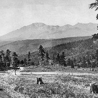Pikes Peak vu de Woodland Park
