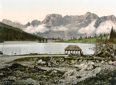 Lac Misurina, groupe Serapis, en 1900, par Photoglob N°0000008654 Lac Misurina, groupe Serapis, en 1900, par Photoglob N°0000008654