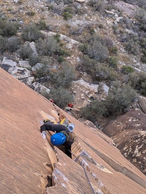 Le (très) court passage en squeeze de L2 (crux)