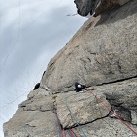 L2, dans la très belle fissure à doigt 