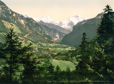 Eiger, Mönch, Jungfrau vus de Heimwehflüe, en 1900 par Photoglob N°00000017048