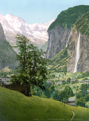 Cascades de Lauterbrunnen, en 1900, par Photoglob N°0000017056