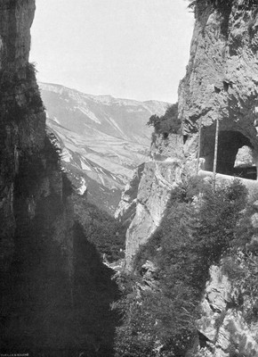 Les Grands Goulets en 1900 par le TCF Les Grands Goulets en 1900 par le TCF