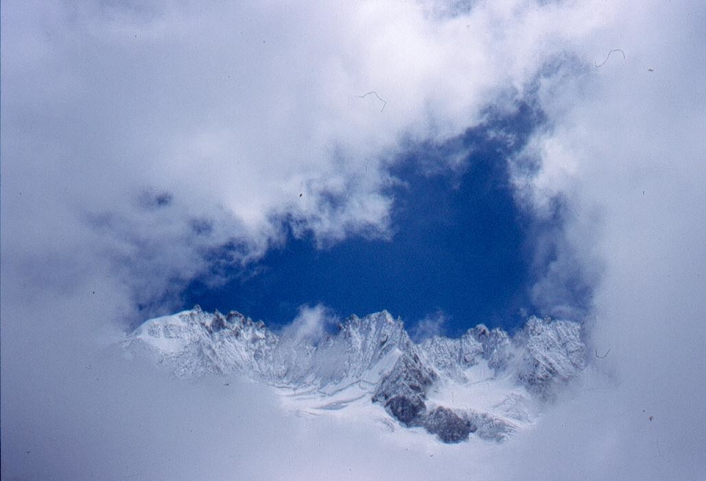 Vue sur la pointe Isabella et le cirque de Talèffre