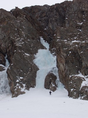 Le Veneon Vallon De La Selle Ou Du Diable Cascade Grison Camptocamp Org