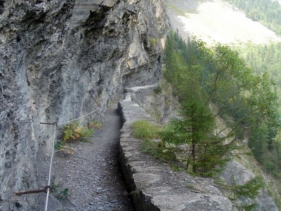 Bisse d'Ayent : D'Anzere à Tseuzier; retour par les Rousses - Camptocamp.org